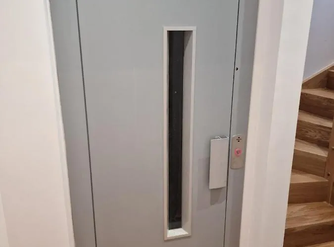 招待所 Break 圣塞瓦斯蒂安