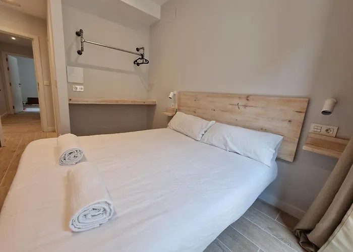 Beach Break Guesthouse - Auto Check-in Gasthof